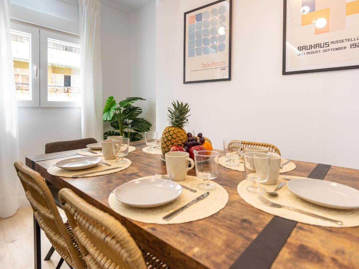 Gorgeous Renovated Apartment 2Br Ac Malaga Exterior photo